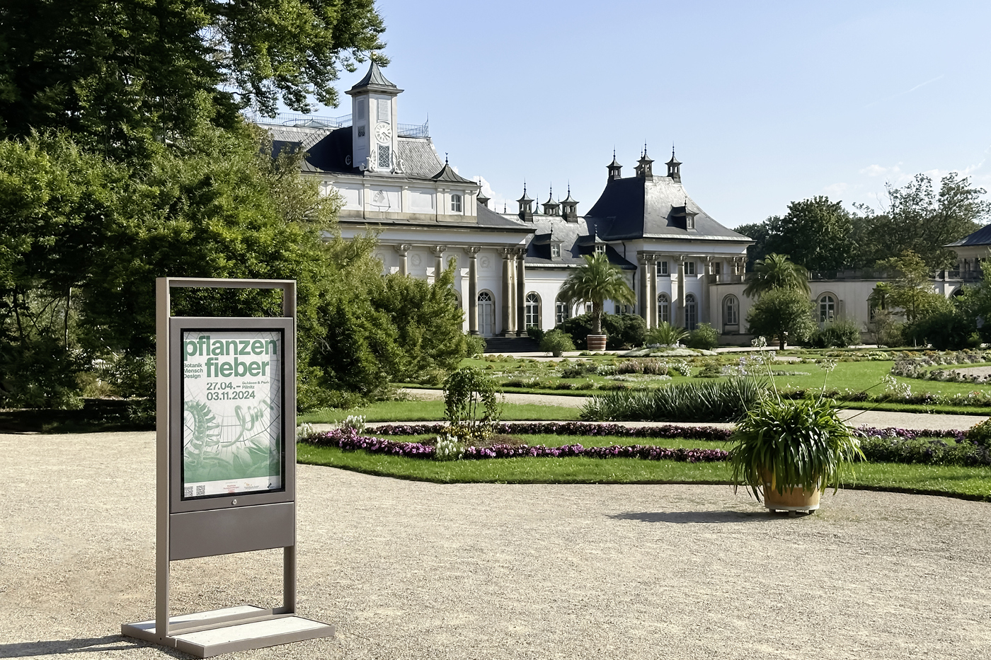 Mobiler Aufsteller mit Wechselrahmen