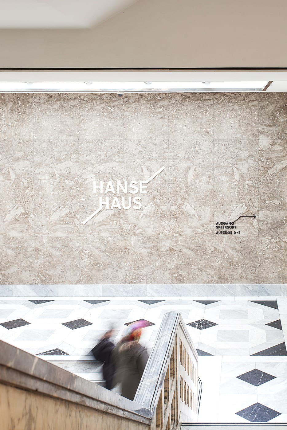 Logo Hanse Haus und Wegweiser