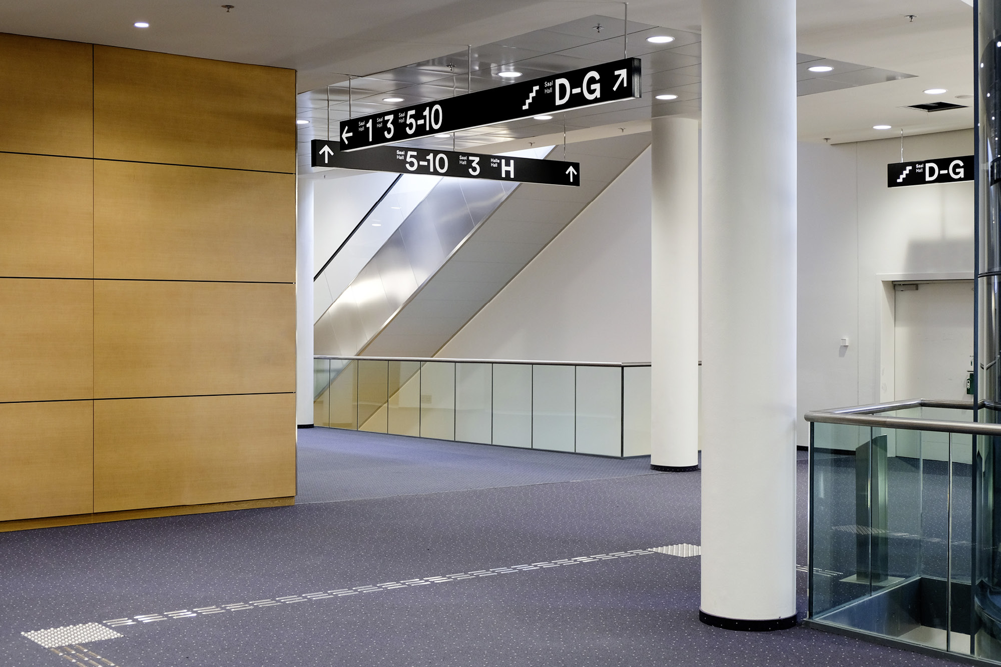 Wegweiser (leuchtend)