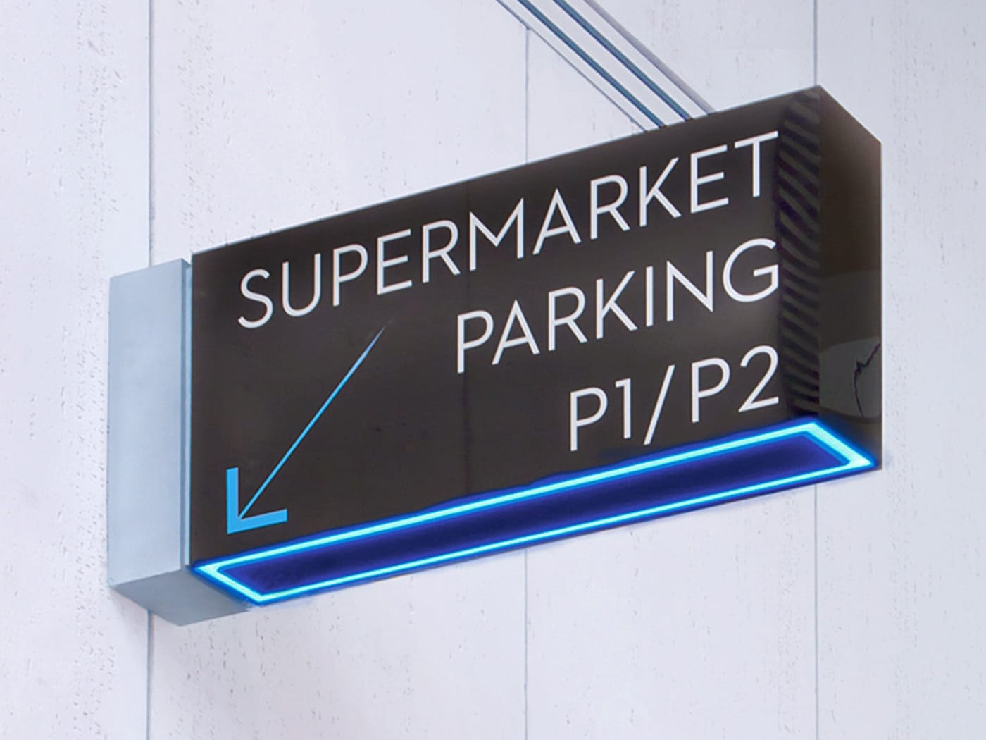 Panneau directionnel en drapeau