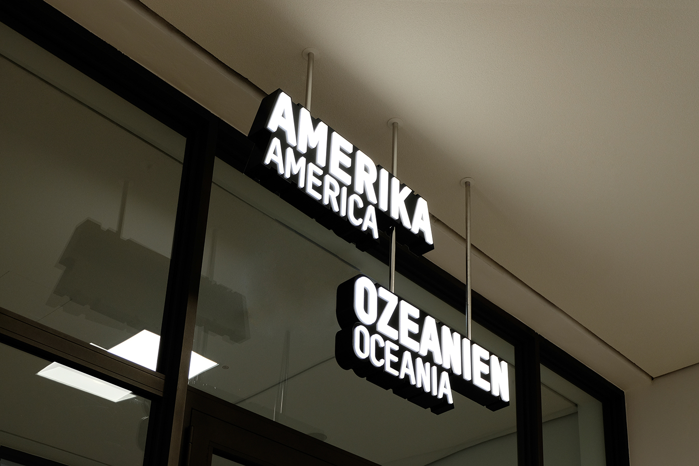 Leuchtender Wegweiser