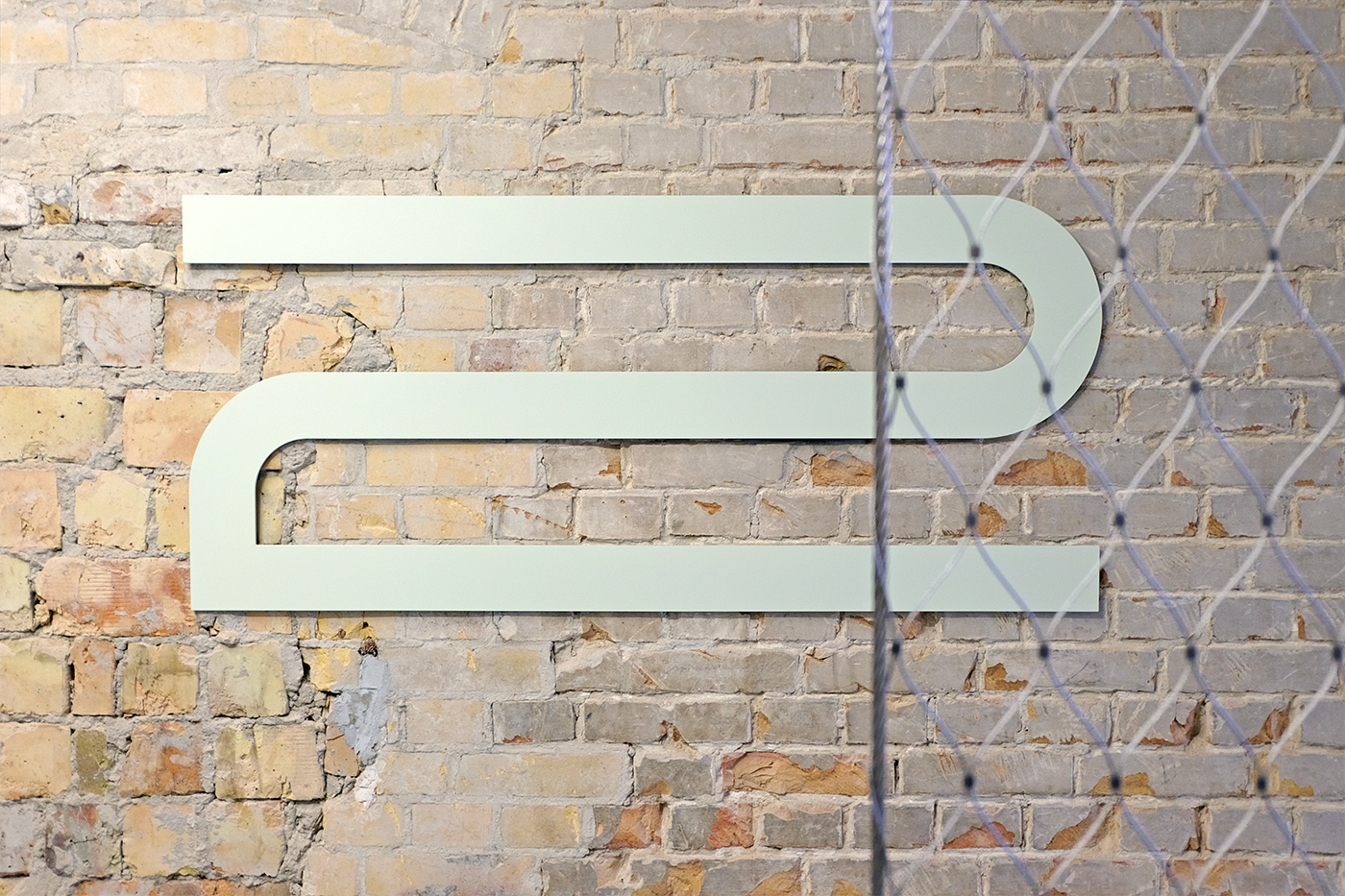 Level identification sign