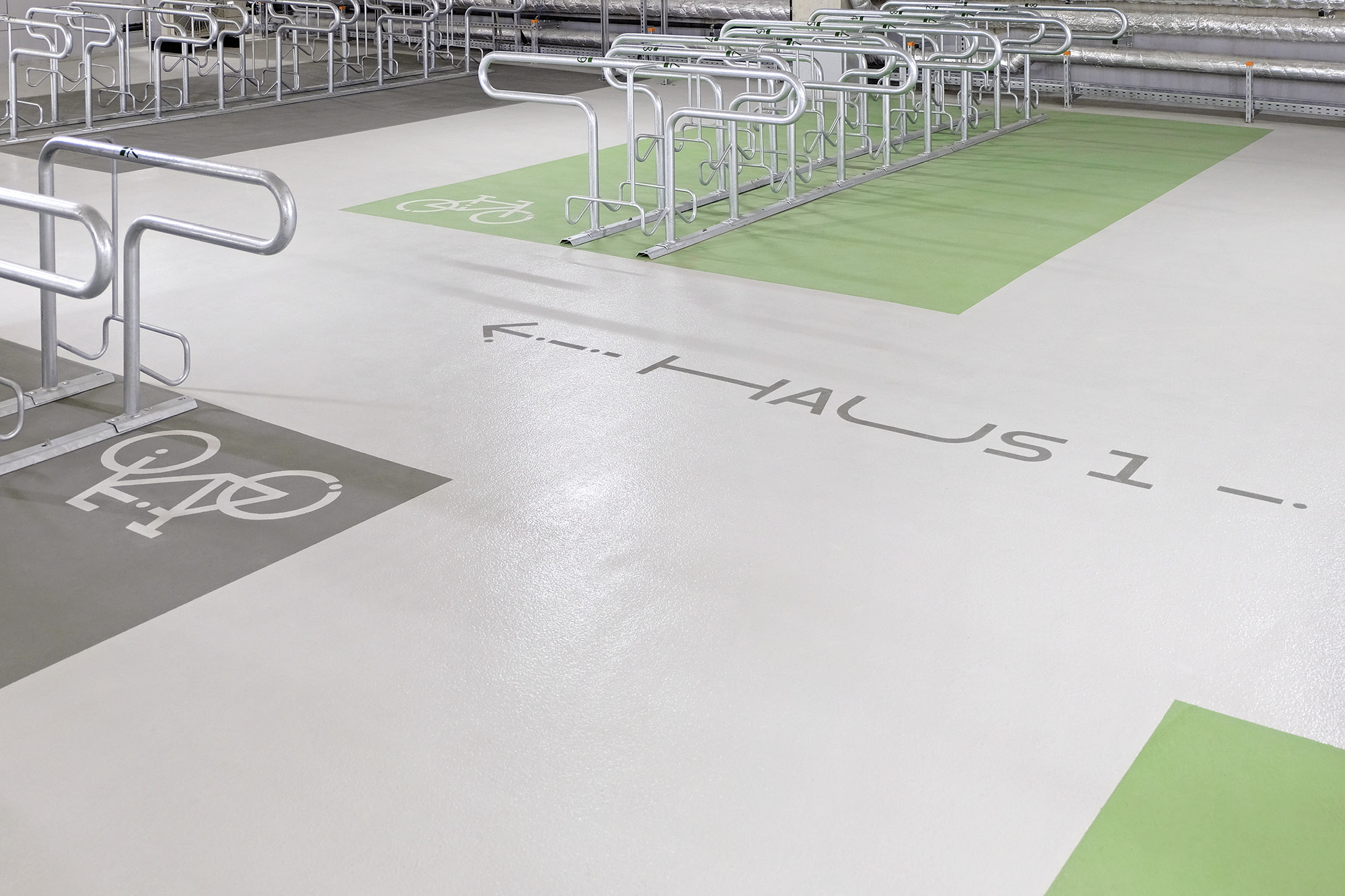 Bodenbeschriftung Fahrrad-Garage