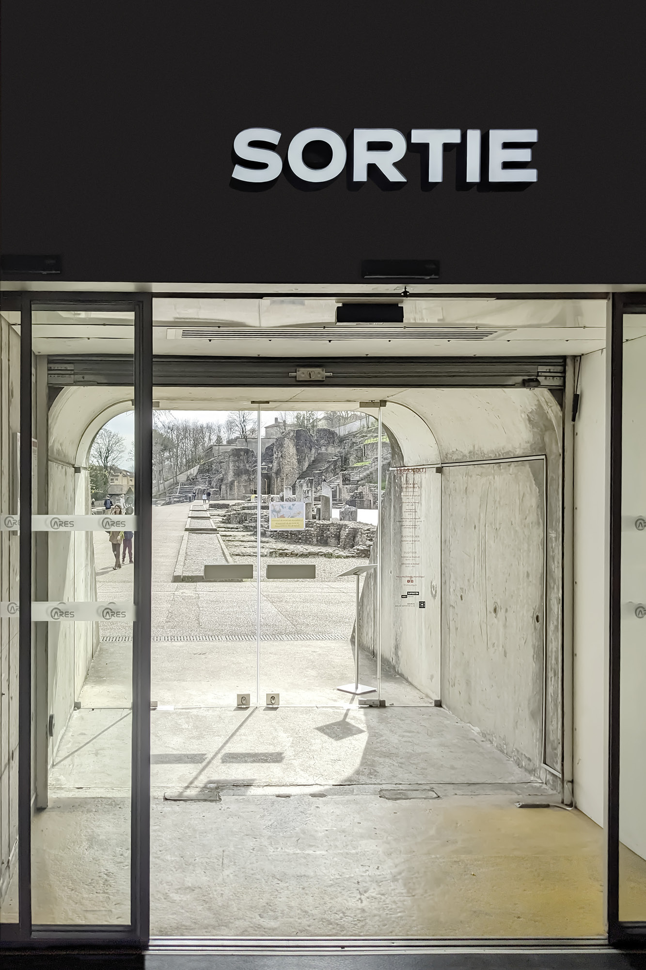 Lettrage de sortie lumineux