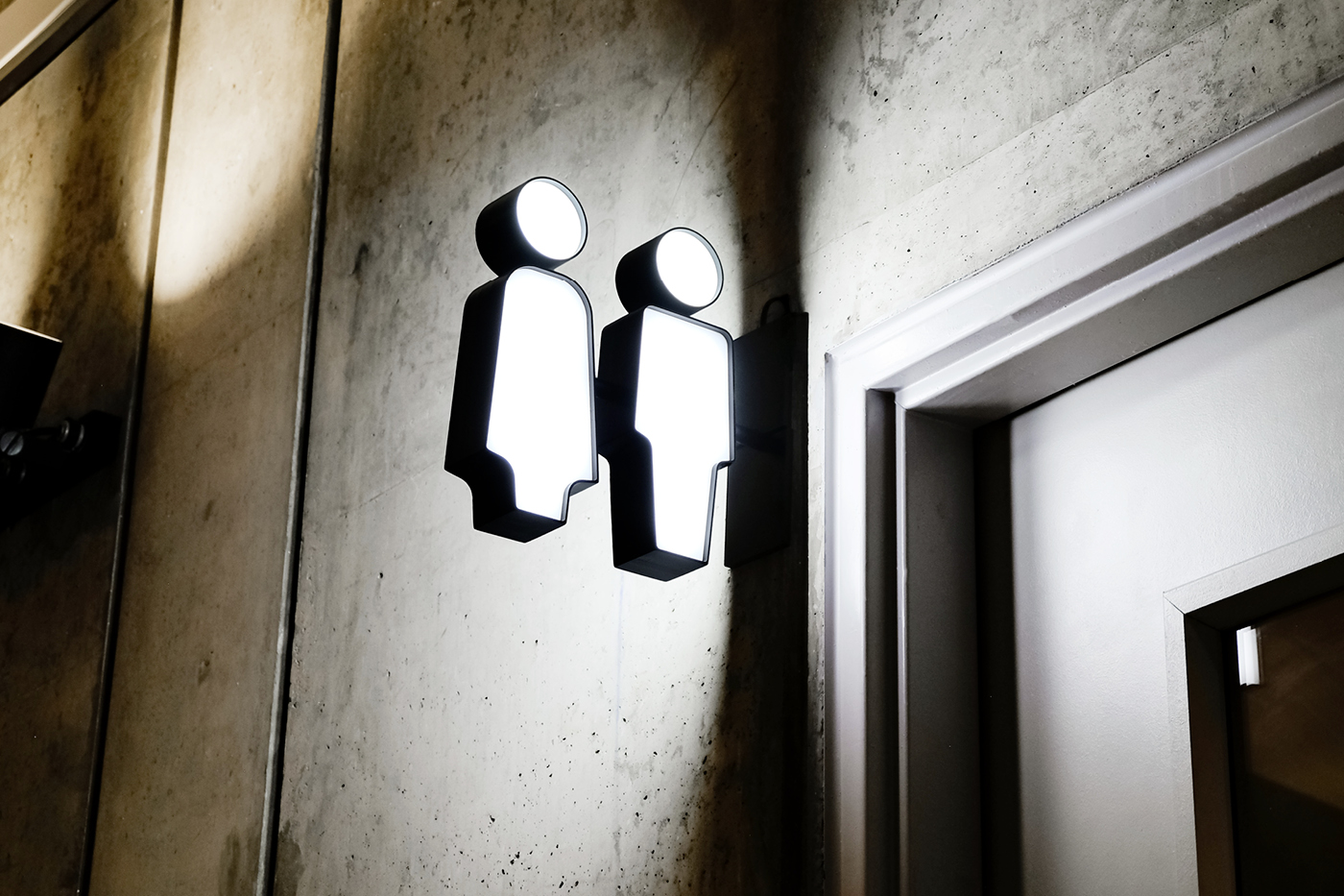 Pictogrammes toilettes lumineux